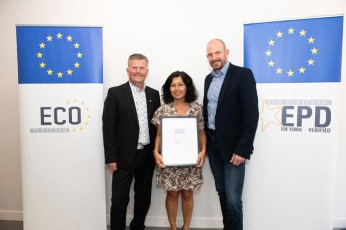 Sylvie Bronchain received the ECO EPD PO certificate for PEP ecopassport